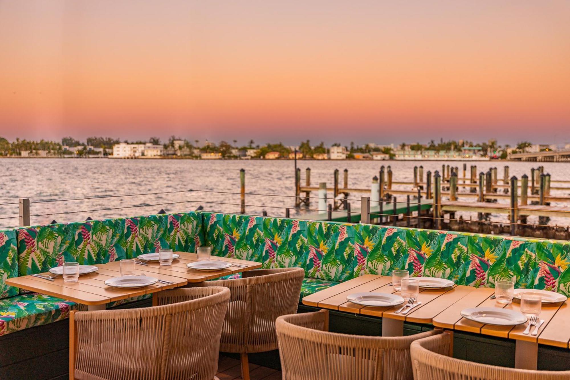 Palm Tree Club Miami Hotel North Bay Village Exterior foto
